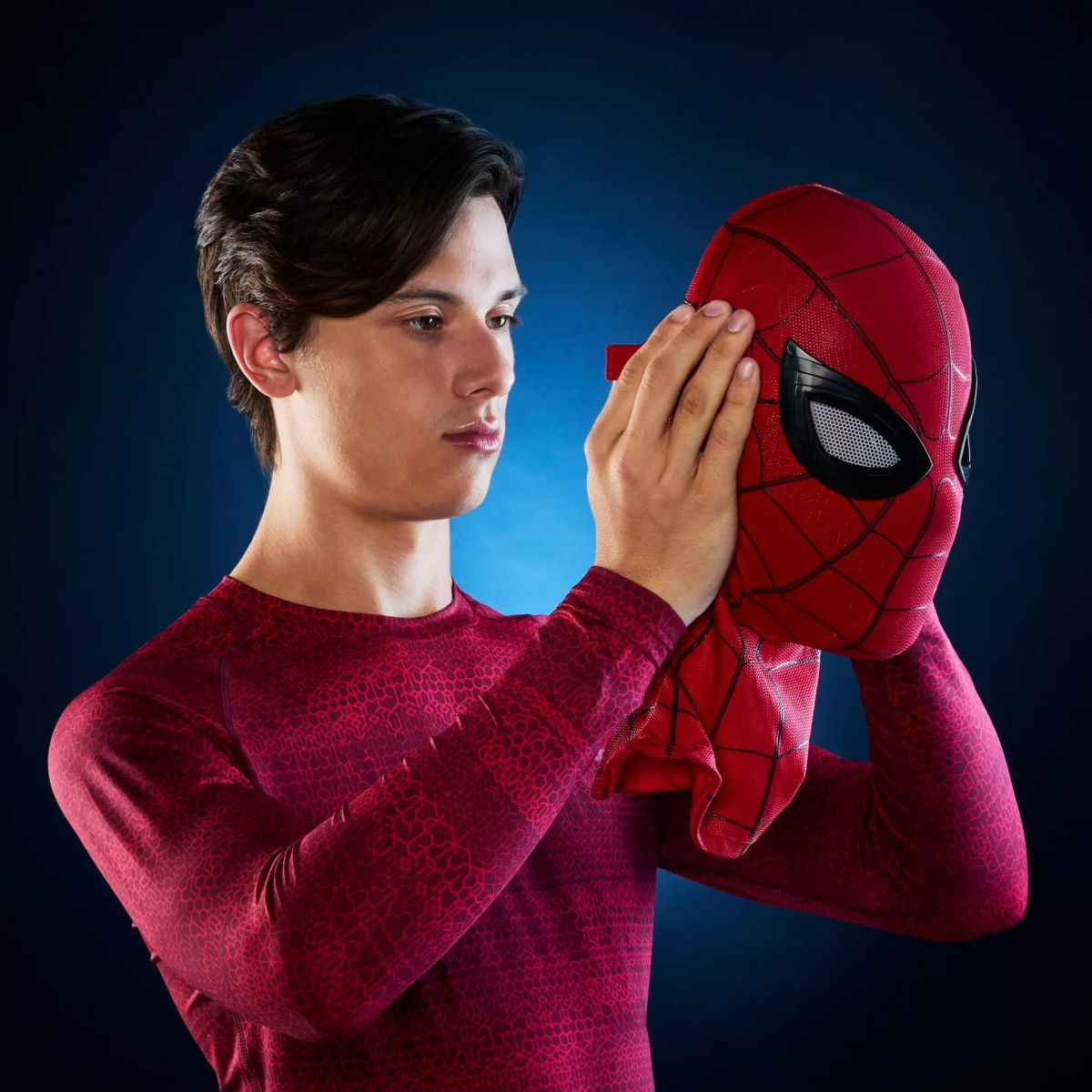 Hasbro - Spider-Man 1/1 electronic expressive mask - Marvel Legends Series