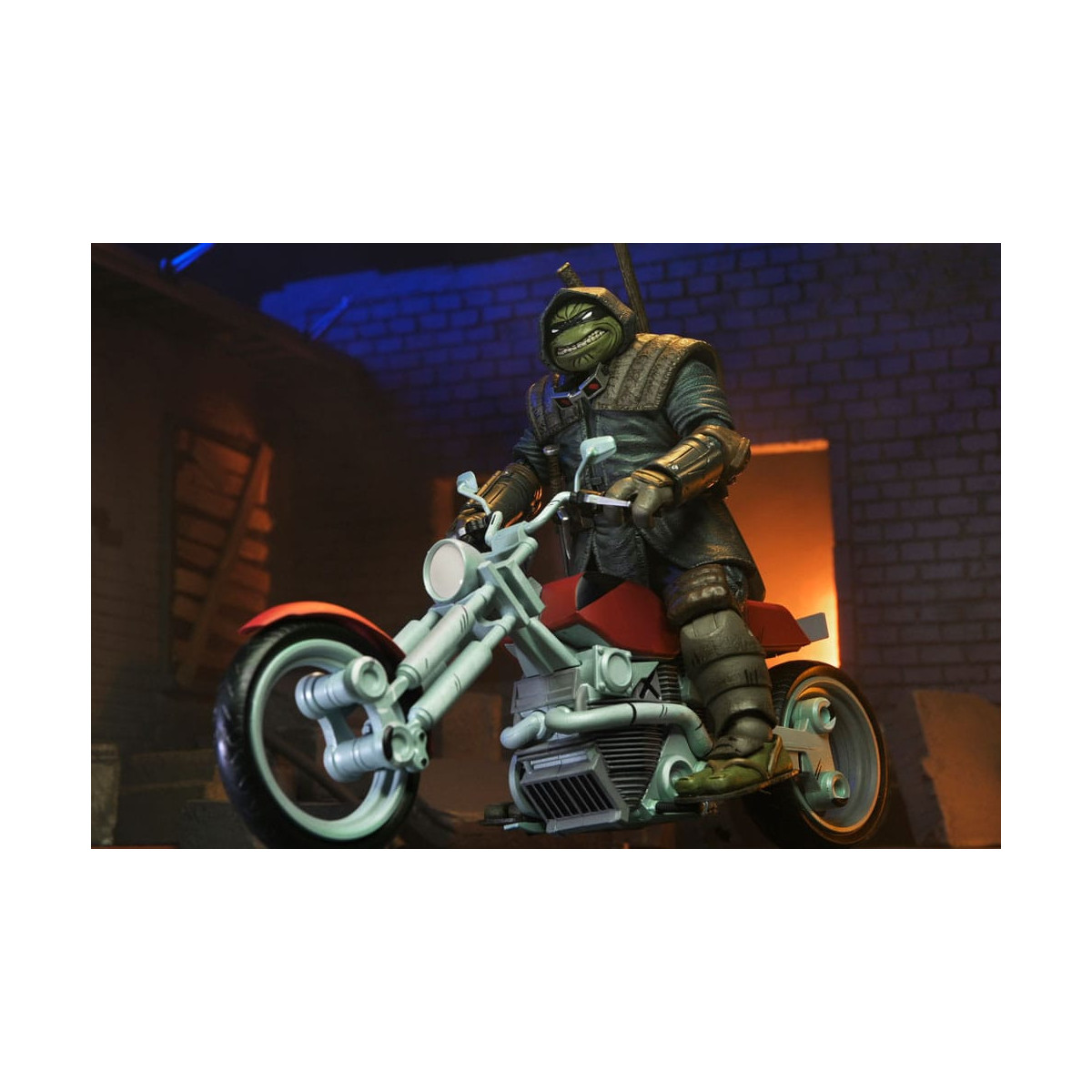 NECA - IDW Comics - Casey Marie with Last Ronin Motorcycle - The Last Ronin The Lost Years- TMNT