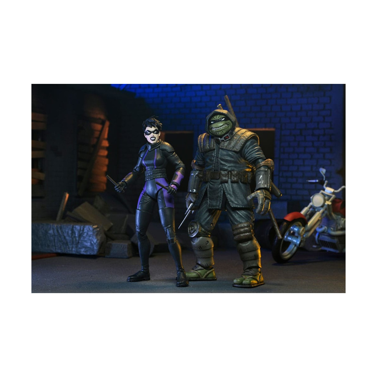 NECA - IDW Comics - Casey Marie with Last Ronin Motorcycle - The Last Ronin The Lost Years- TMNT