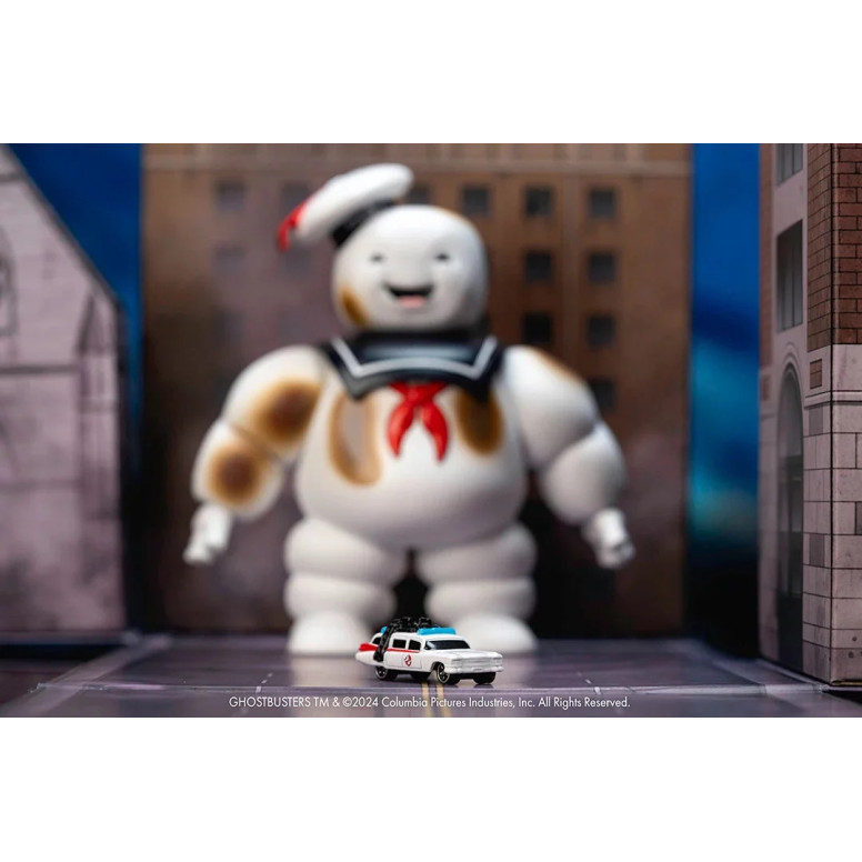 Jada Toys - Ghostbusters Stay Puft marshmallow man with Cadillac Ecto-1 - Nano Scene 1/64