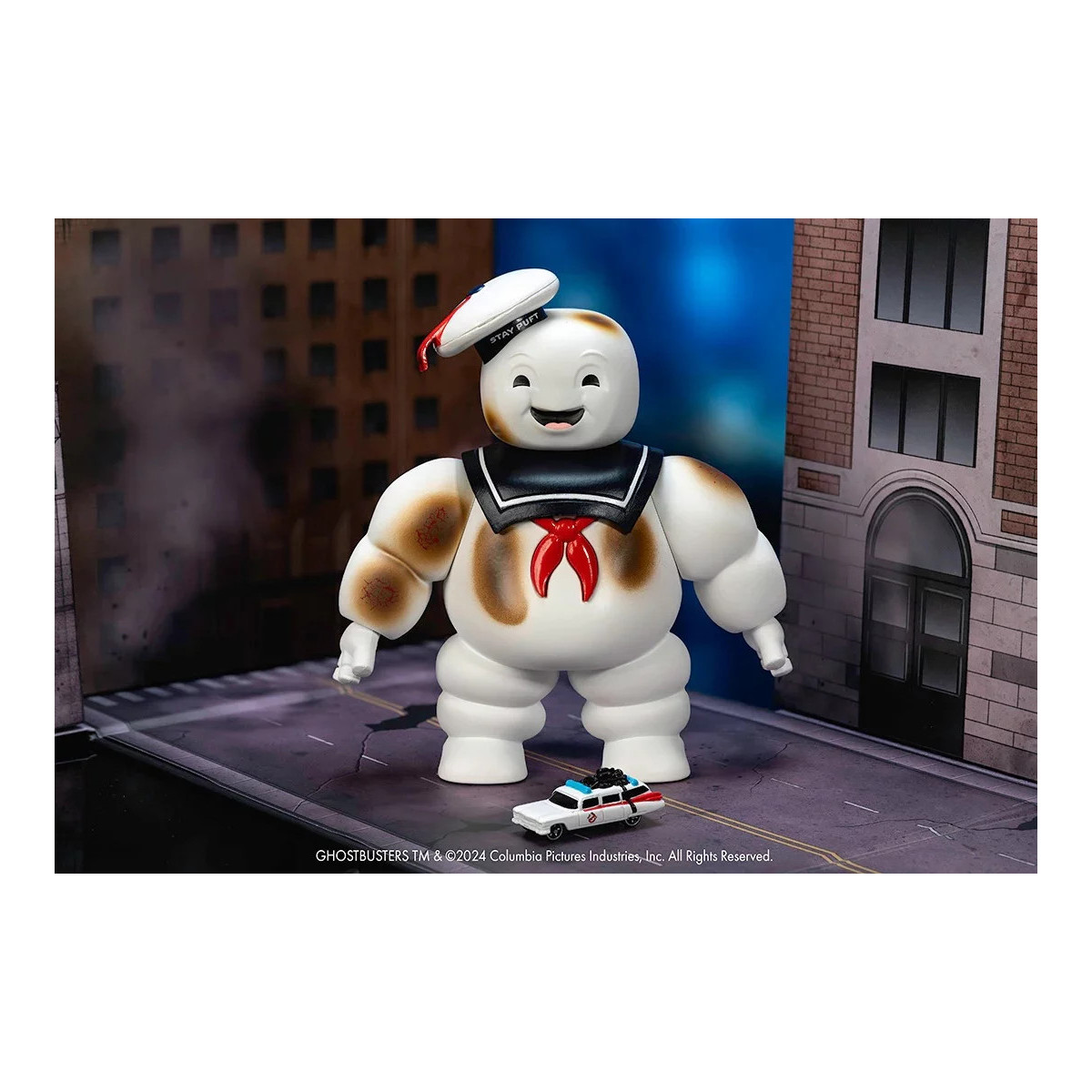 Jada Toys - Ghostbusters Stay Puft marshmallow man with Cadillac Ecto-1 - Nano Scene 1/64