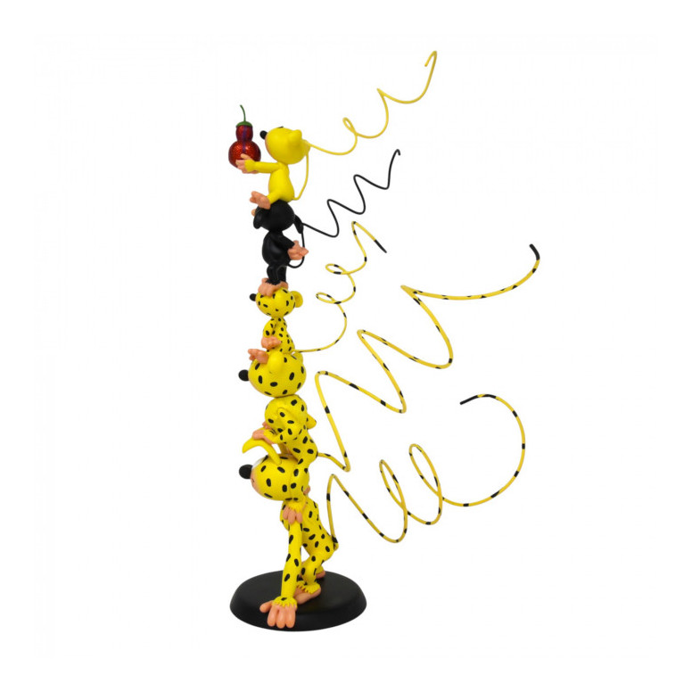 Plastoy - Collectoys The Marsupilami and the Piranha Figurine