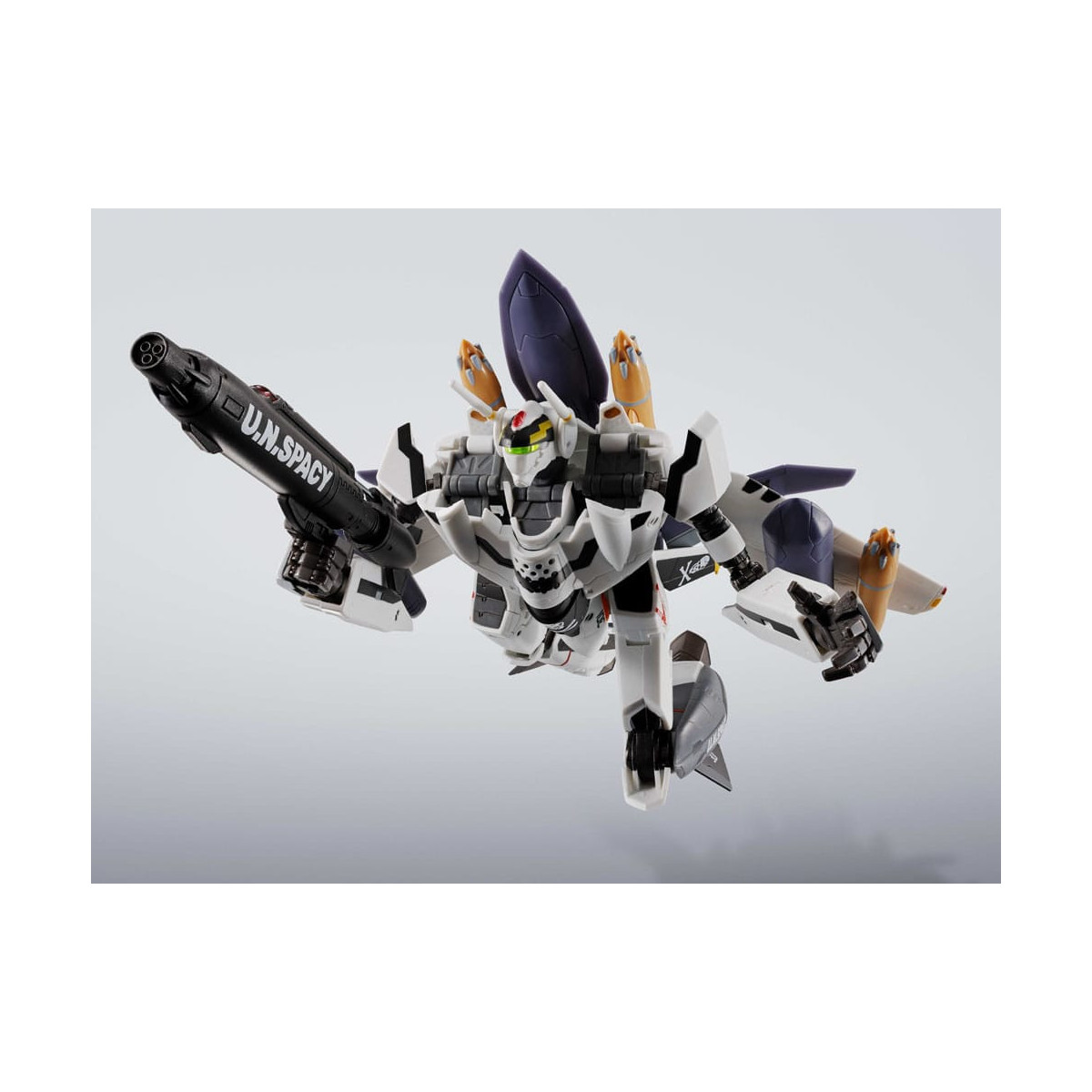 Tamashii Bandai - Hi-Metal R - VF-0S Phoenix (Roy Focker Use) & QF-2200D-B Ghost Set - Macross Zero