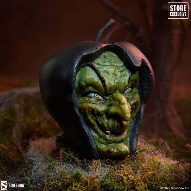 Sideshow Apple - Witch Apple Replica (Green Variant)