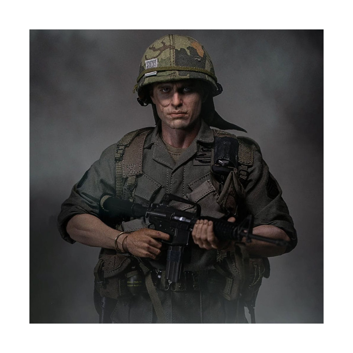 DAMTOYS - Platoon - Staff Sergeant Barnes 1/6 Collectible