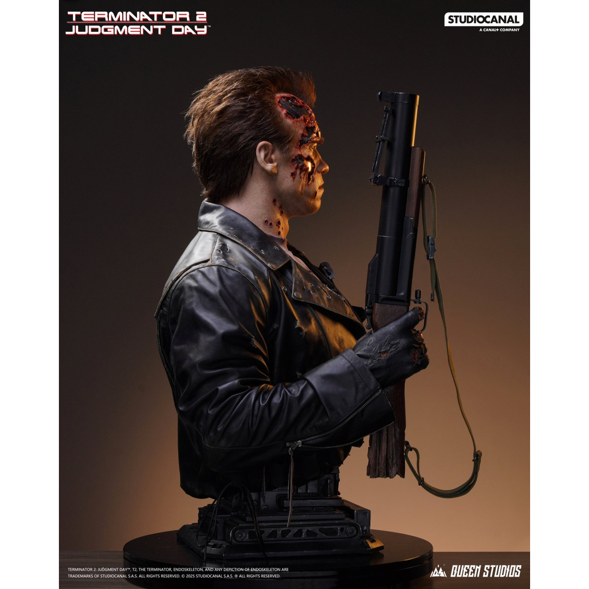 Queen Studios - T-800 Battle Damaged Life-Size Bust - The Terminator 2