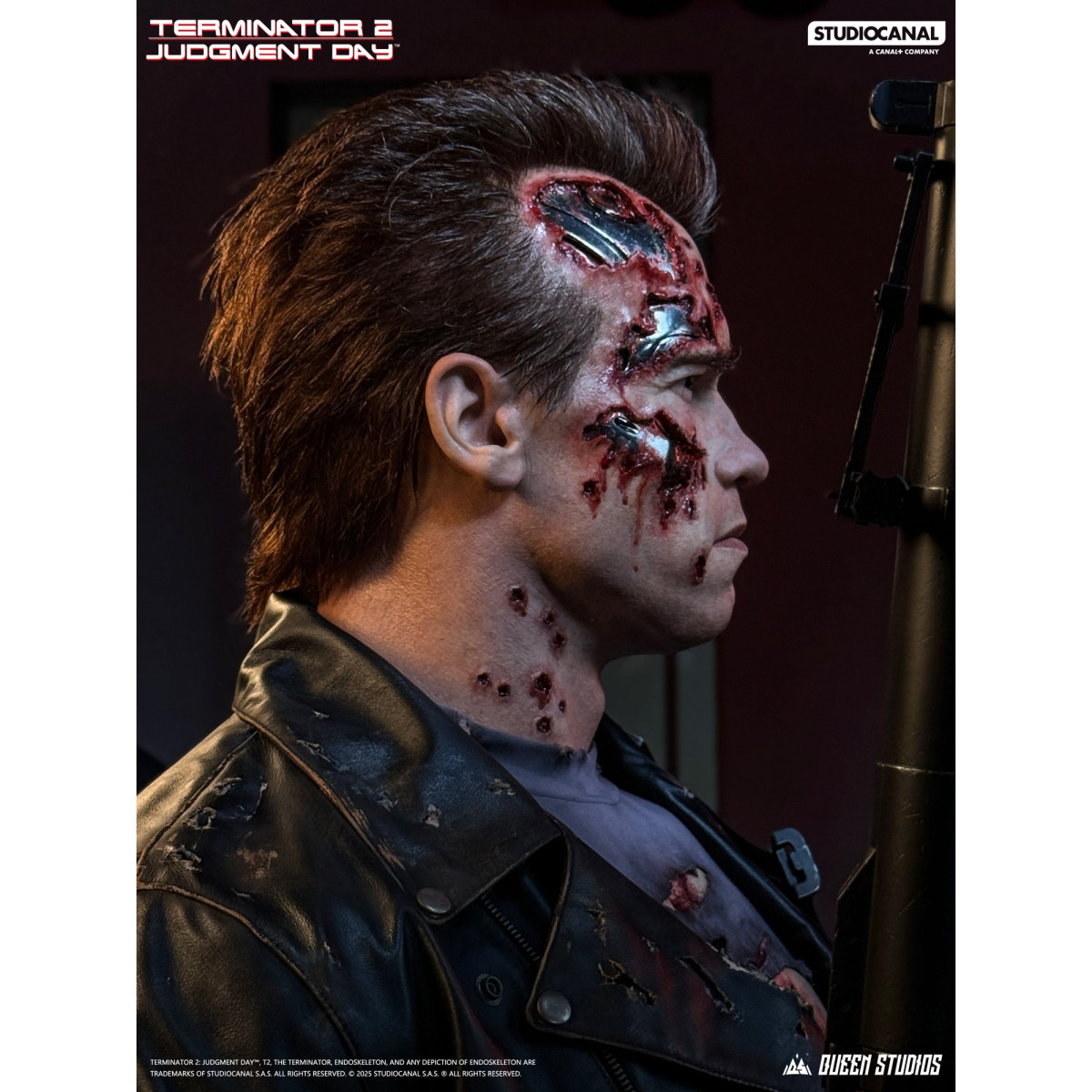 Queen Studios - T-800 Battle Damaged Life-Size Bust - The Terminator 2