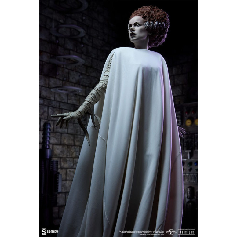 Sideshow Universal Monsters - Premium Format The Bride of Frankenstein 1/4 - The Bride of Frankenstein (Fabric Costume)