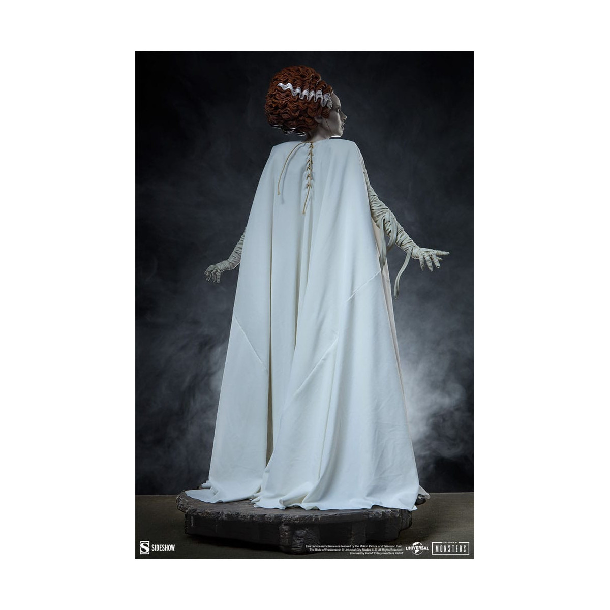 Sideshow Universal Monsters - Premium Format The Bride of Frankenstein 1/4 - The Bride of Frankenstein (Fabric Costume)