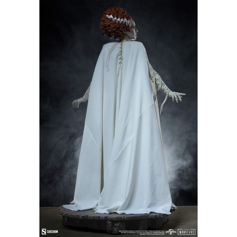 Sideshow Universal Monsters - Premium Format The Bride of Frankenstein 1/4 - The Bride of Frankenstein (Fabric Costume)