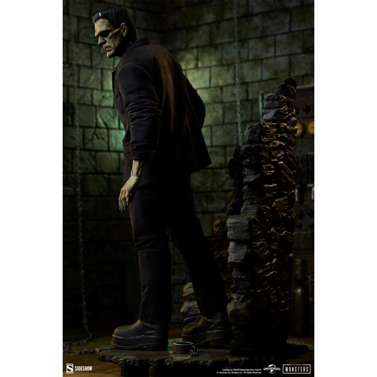 Sideshow Universal Monsters - Premium Format Frankenstein (Fabric costume) 1/4