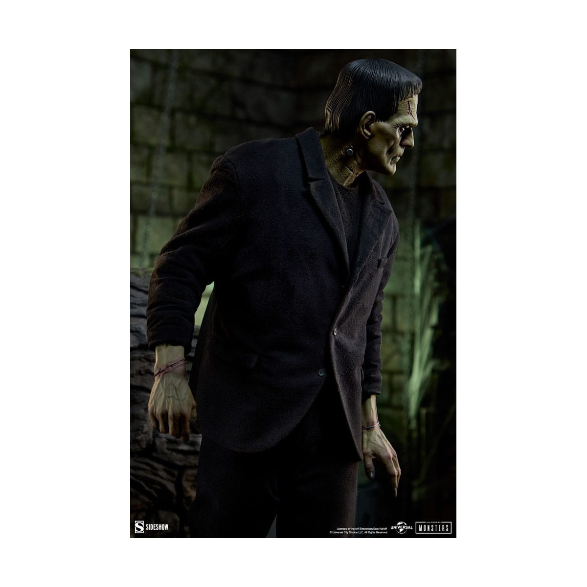 Sideshow Universal Monsters - Premium Format Frankenstein (Fabric costume) 1/4