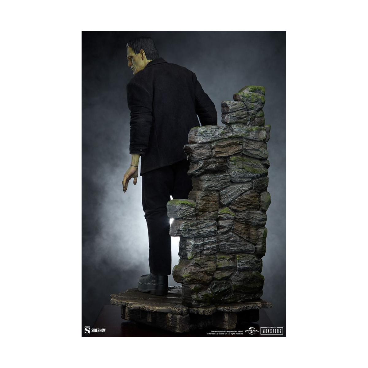 Sideshow Universal Monsters - Premium Format Frankenstein (Fabric costume) 1/4