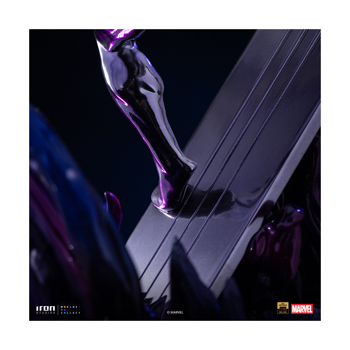 Iron Studios Marvel - Silver Surfer Deluxe Art Scale 1/10 - Infinity Gauntlet Diorama