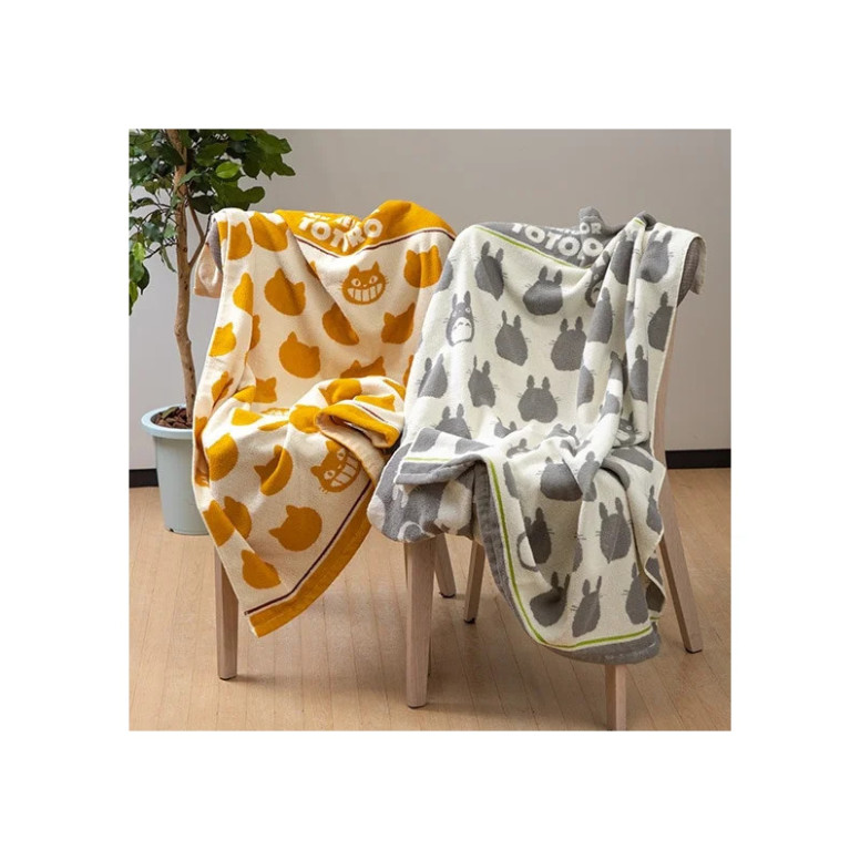 Marushin - Chatbus Beige Nap Blanket 85x115 cm - Mon Voisin Totoro