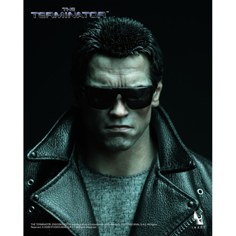 INART - T-800 1/6 Scale Collectible Figure (2 bodies) - The The Terminator