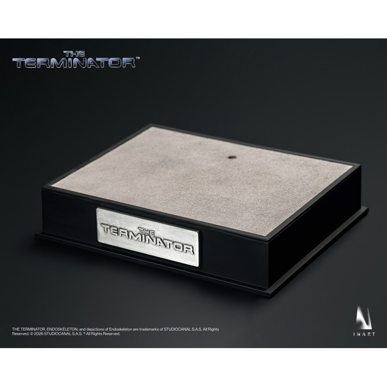 INART - T-800 1/6 Scale Collectible Figure (2 bodies) - The The Terminator