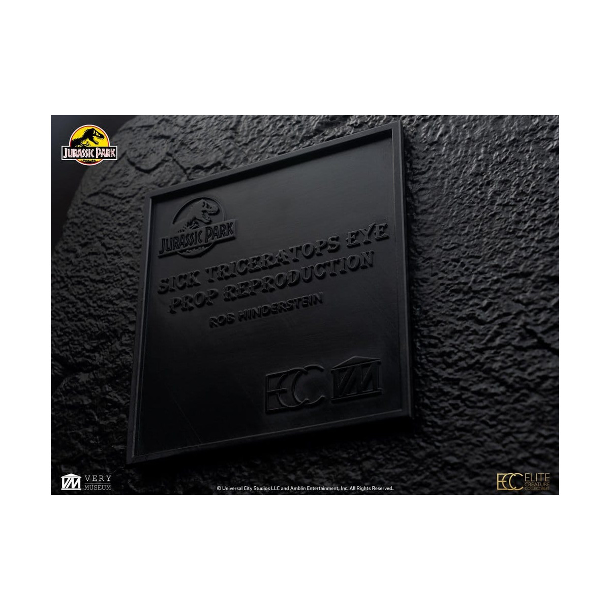Toynami ECC Elite Creature Collectibles - Triceratops Eye Prop (Reproduction) - Jurassic Park