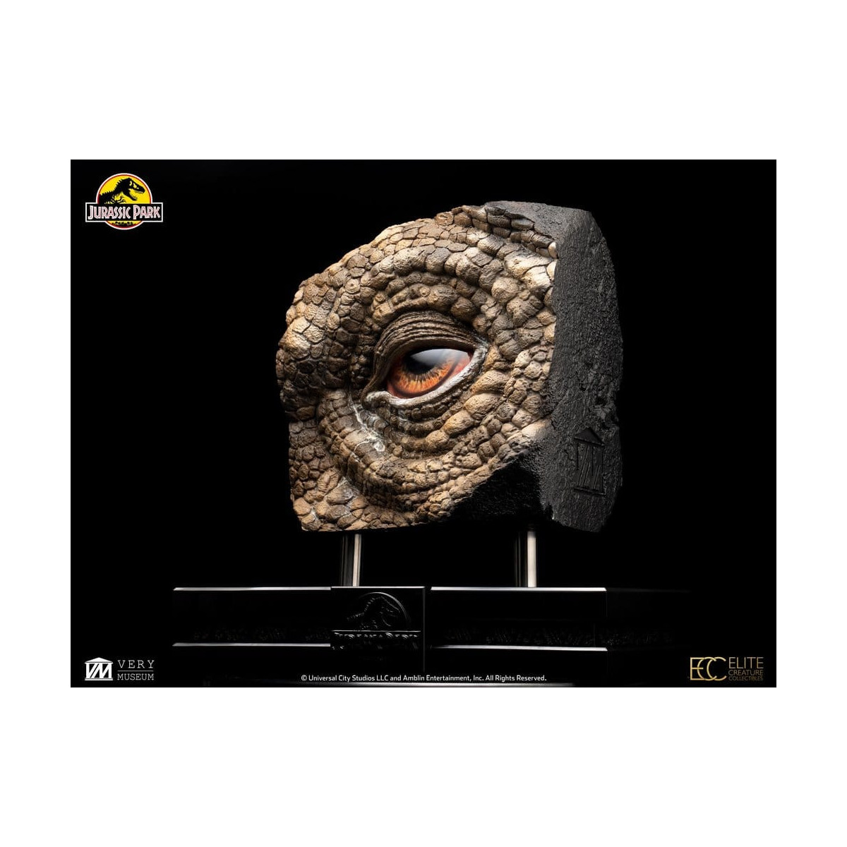 Toynami ECC Elite Creature Collectibles - Triceratops Eye Prop (Reproduction) - Jurassic Park