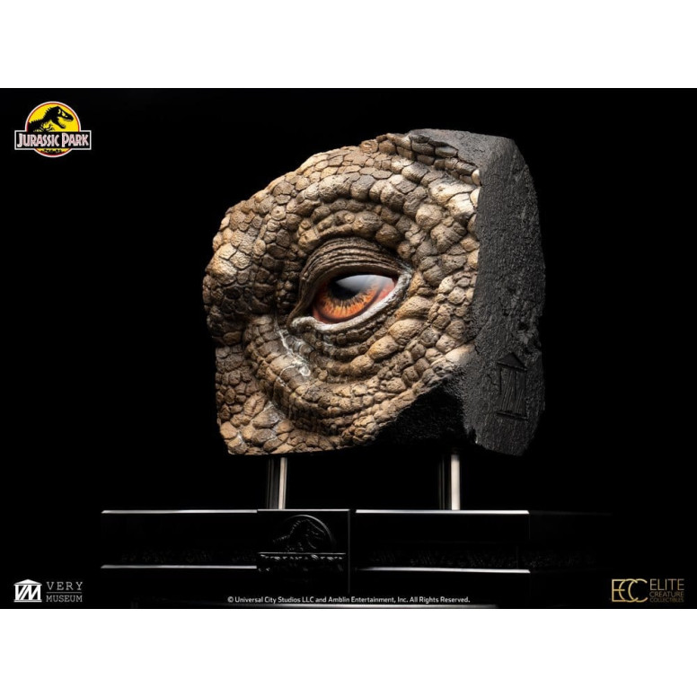 Toynami ECC Elite Creature Collectibles - Triceratops Eye Prop (Reproduction) - Jurassic Park