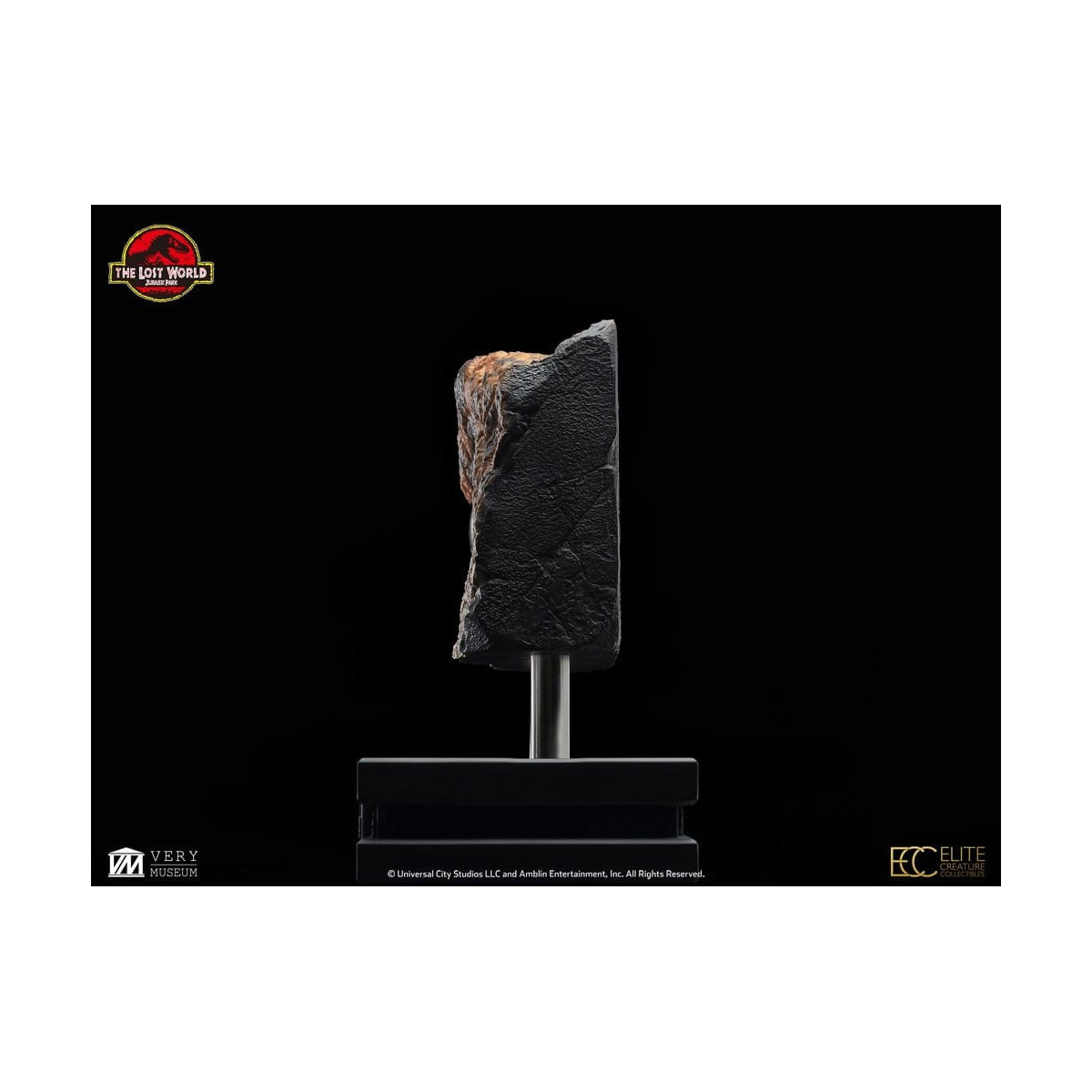 Toynami ECC Elite Creature Collectibles - Male Velociraptor Eye Prop - The Lost World: Jurassic Park