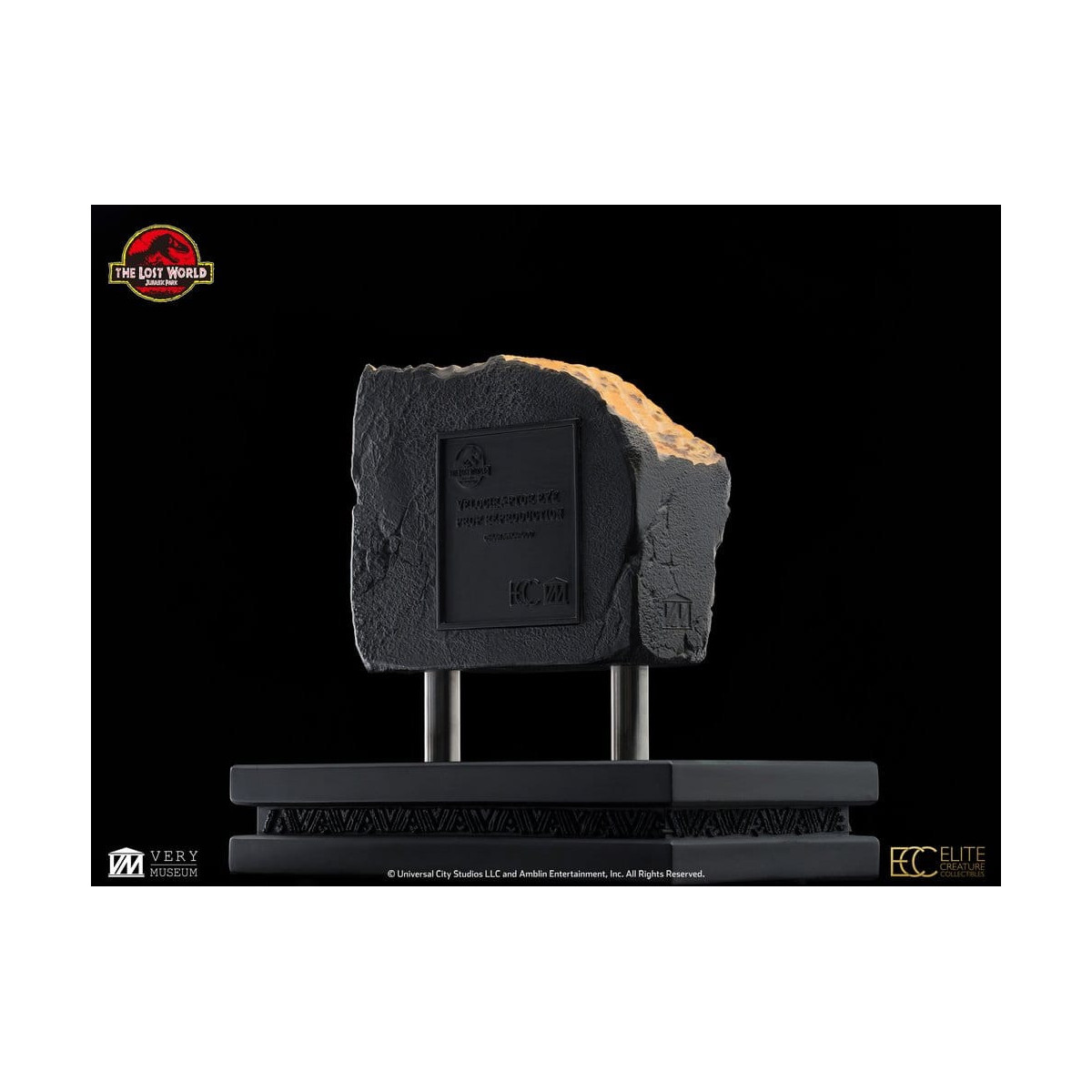 Toynami ECC Elite Creature Collectibles - Male Velociraptor Eye Prop - The Lost World: Jurassic Park