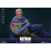 Hot Toys - BATMAN - Batman: The Dark Knight Returns (Battle Damaged Version) Comic Masterpiece 1/6