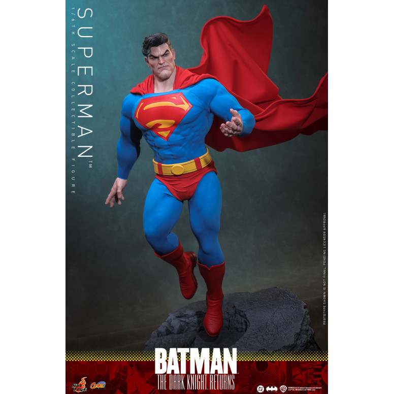 Hot Toys - Superman - Batman: The Dark Knight Returns Comic Masterpiece 1/6