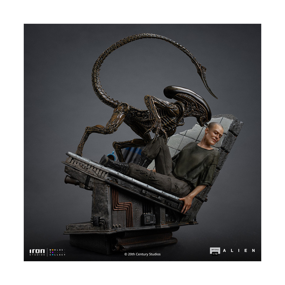Iron Studios Ellen Ripley and Dog Alien - Art Scale 1/10 - Alien 3