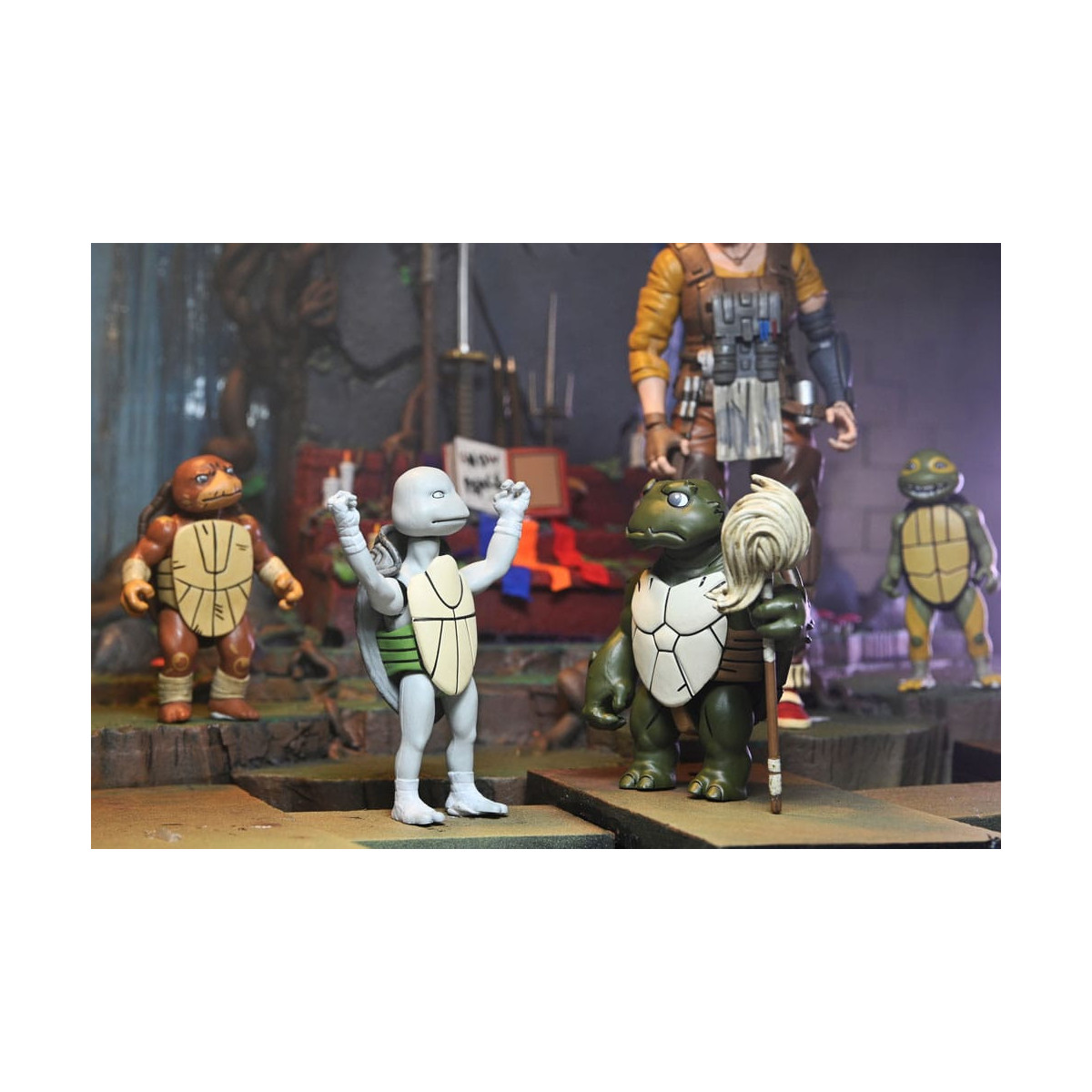 NECA - IDW Comics - Ultimate Casey Marie with Baby Odyn & Uno - The Last Ronin: Lost Years- TMNT