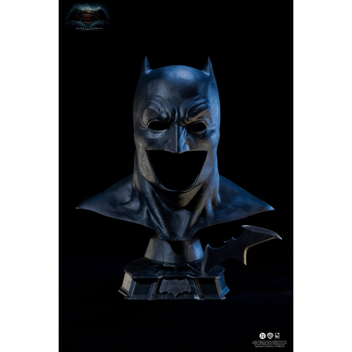 Pure Arts - Justice League : Batman v Superman Dawn of Justice - Batman Cowl Replica 1/1