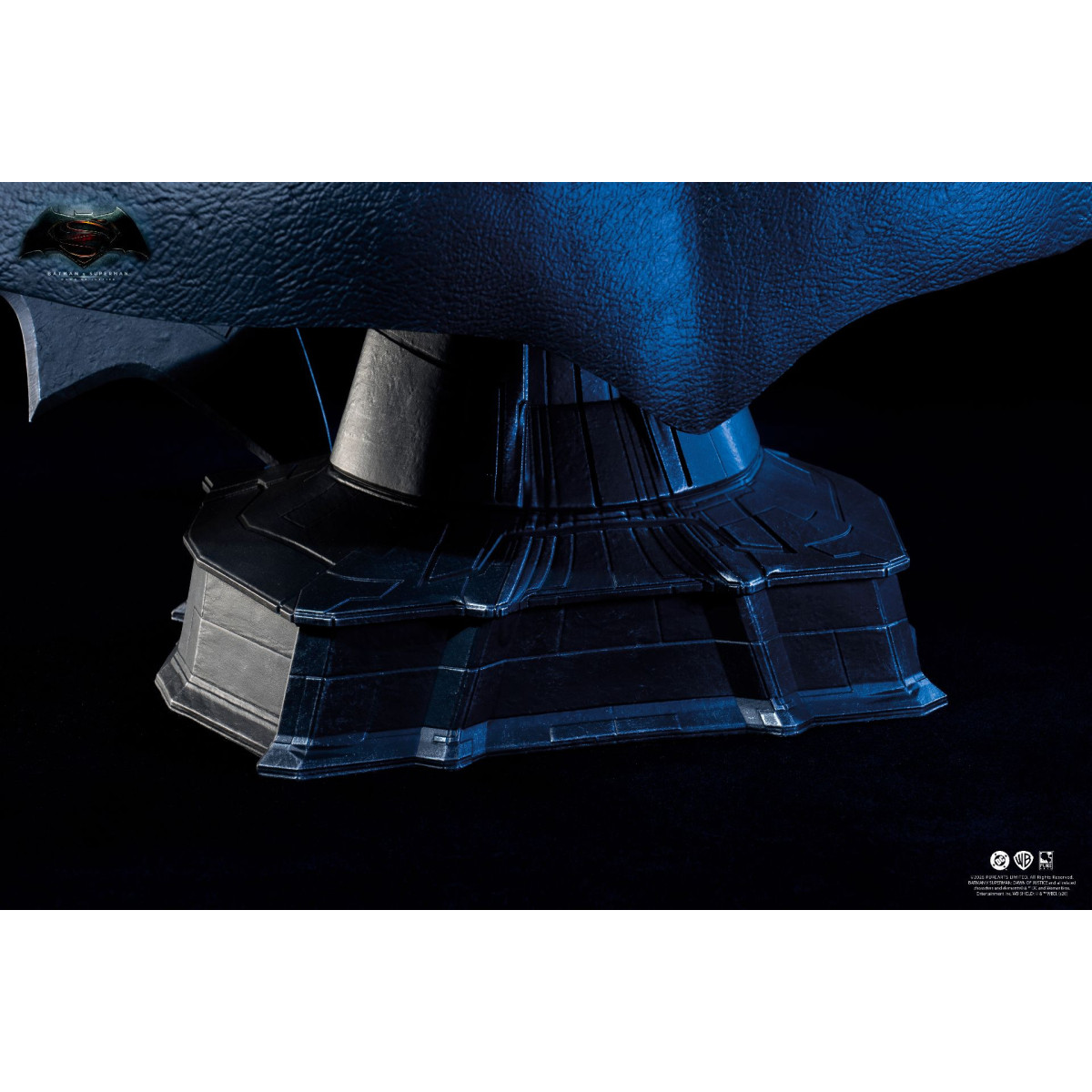 Pure Arts - Justice League : Batman v Superman Dawn of Justice - Batman Cowl Replica 1/1