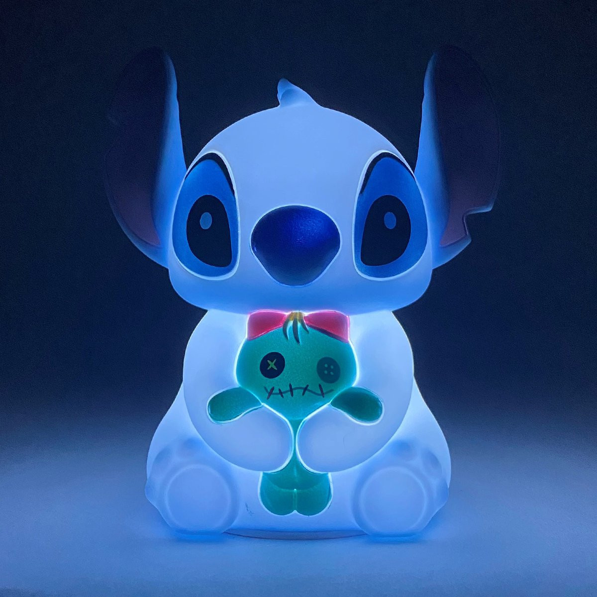 Grand Jester Studios Lilo & Stitch - Stitch and Souillon light-up figure.