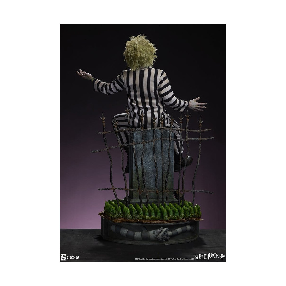 Sideshow - Beetlejuice Premium Format 1/4