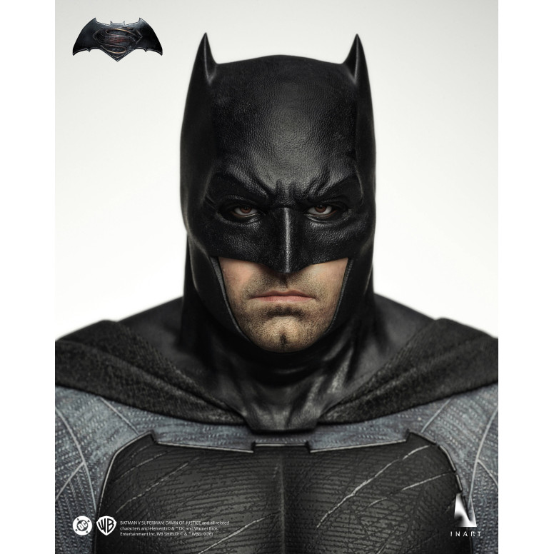INART - Batman 1/6 Scale Collectible Figure - BvS: Dawn of Justice