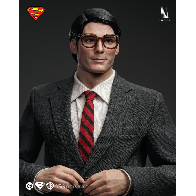 INART - Superman & Clark Kent 1978 1/6 Scale Collectible Figurine