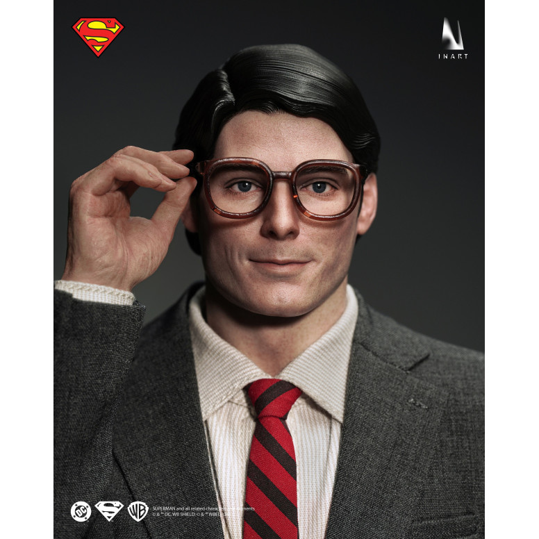 INART - Superman & Clark Kent 1978 1/6 Scale Collectible Figurine
