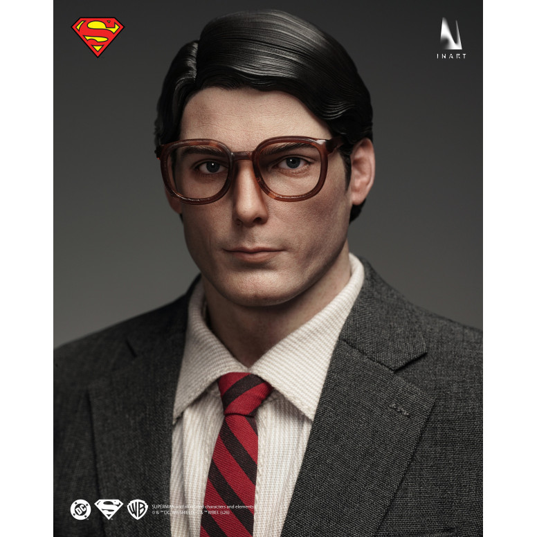 INART - Superman & Clark Kent 1978 1/6 Scale Collectible Figurine