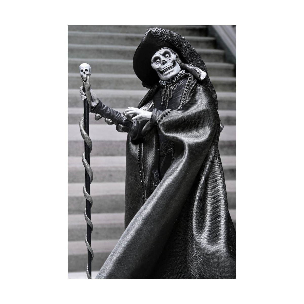 copy of NECA - Ultimate The Phantom of the Opera (1925) Masque of the Red Death - Universal Monsters
