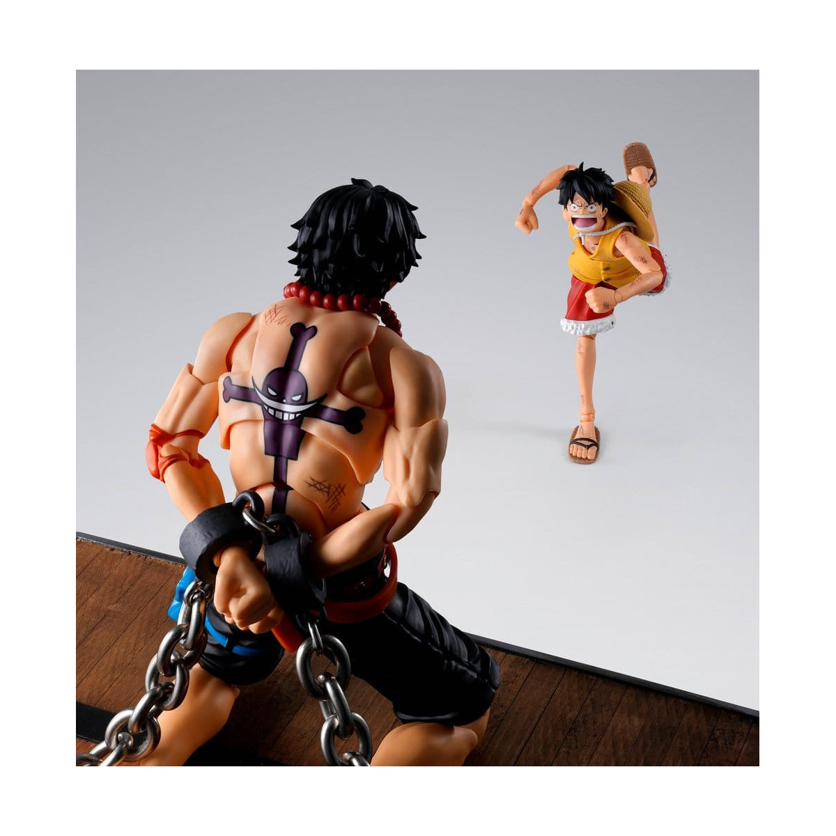 Tamashii Bandai One Piece - Portgas D. Ace - Marineford - S.H. Figuarts SHF