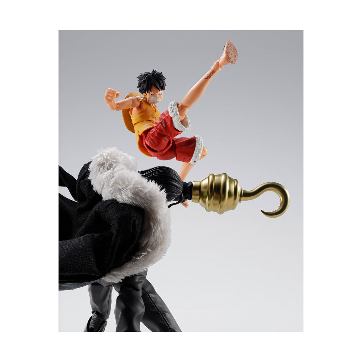 Tamashii Bandai One Piece - Sir Crocodile - Marineford - S.H. Figuarts SHF