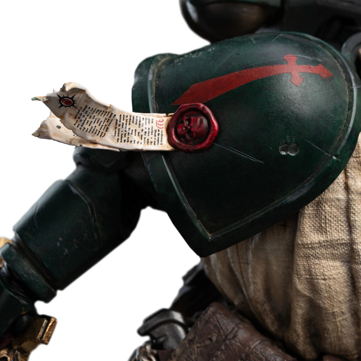 Weta Warhammer $40.00 - DARK ANGEL VETERAN 1/10