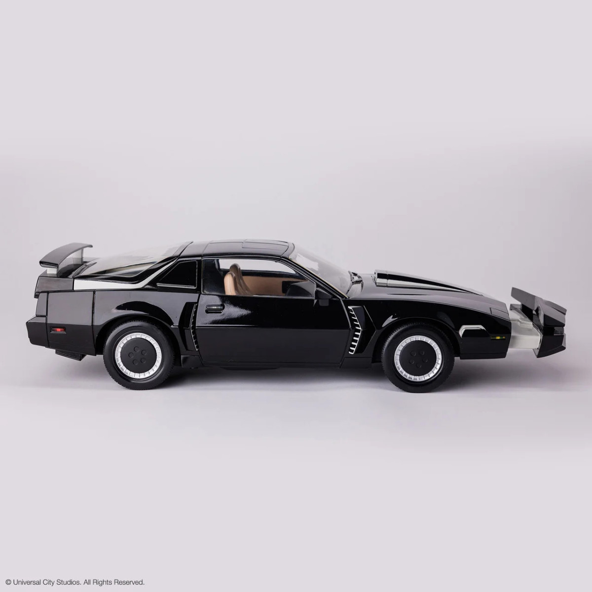 Takara Tomy - Knight Rider K2000 - 1/10 Scale Die-Cast K.I.T.T