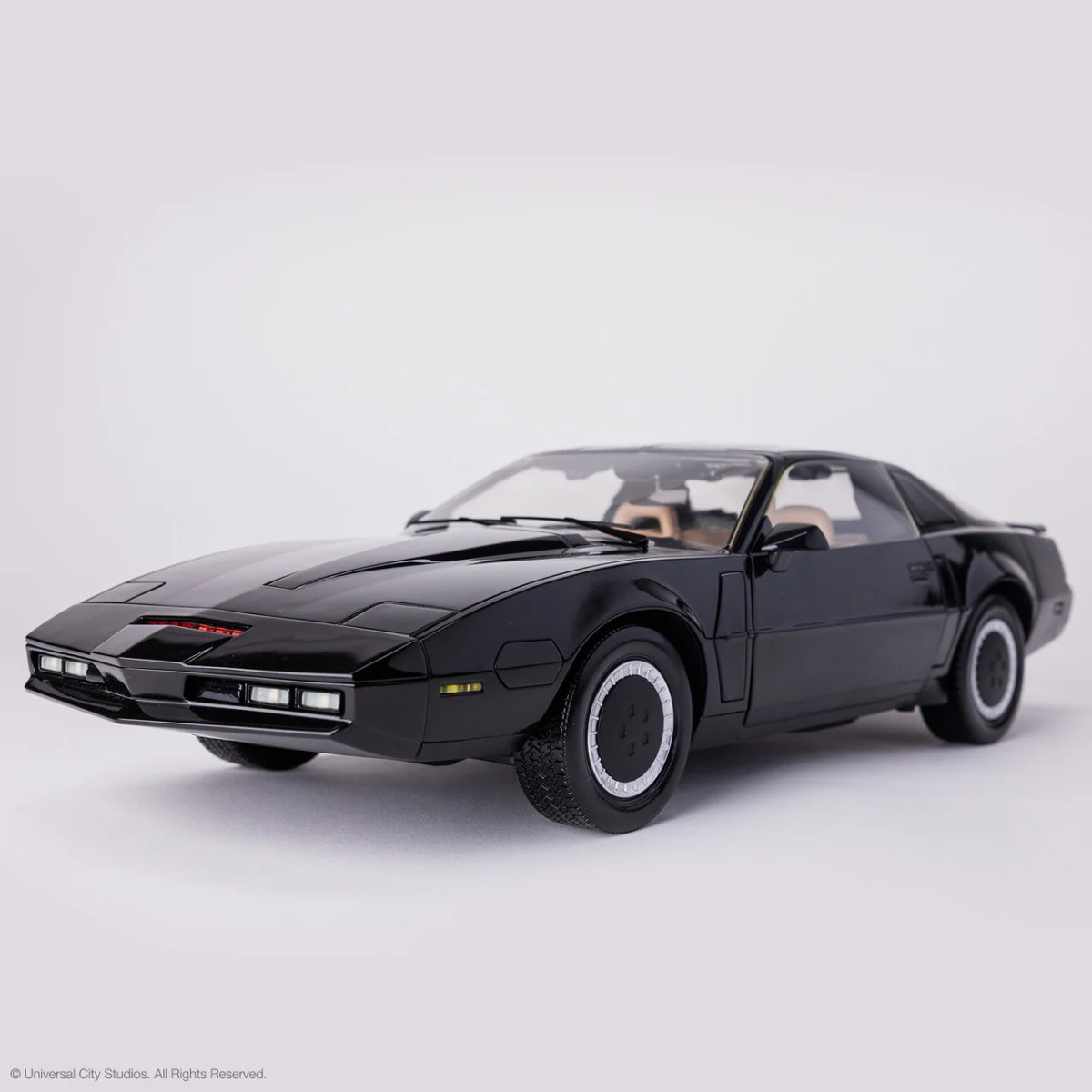 Takara Tomy - Knight Rider K2000 - 1/10 Scale Die-Cast K.I.T.T