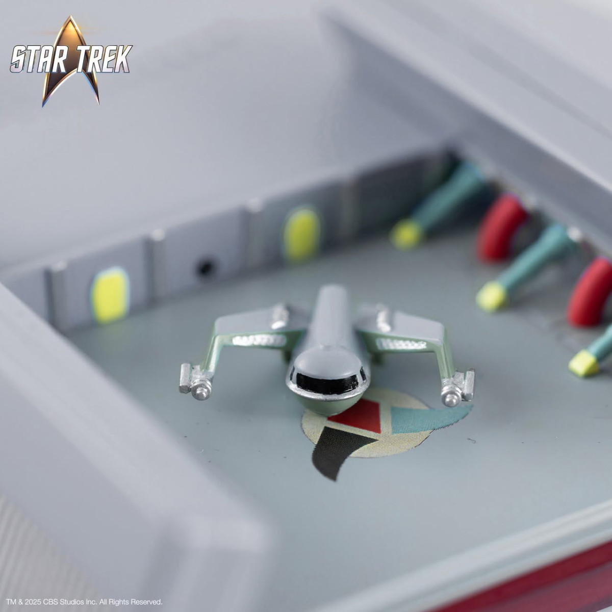 Takara Tomy - Star Trek - Klingon D7 Battle Cruiser Replica 1/350