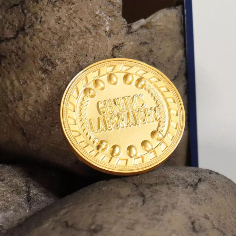 FaNaTtiK - Jurassic Park Genetics Laboratory Service Award