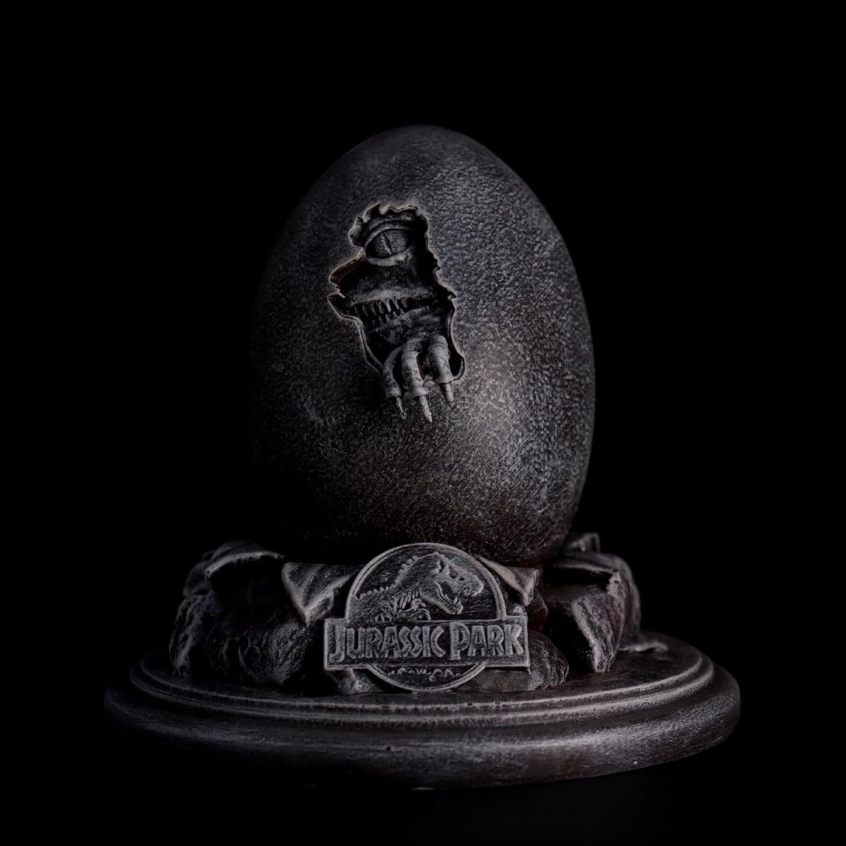 FaNaTtiK - Jurassic Park 30th Anniversary Replica Egg & John Hammond Cane Set