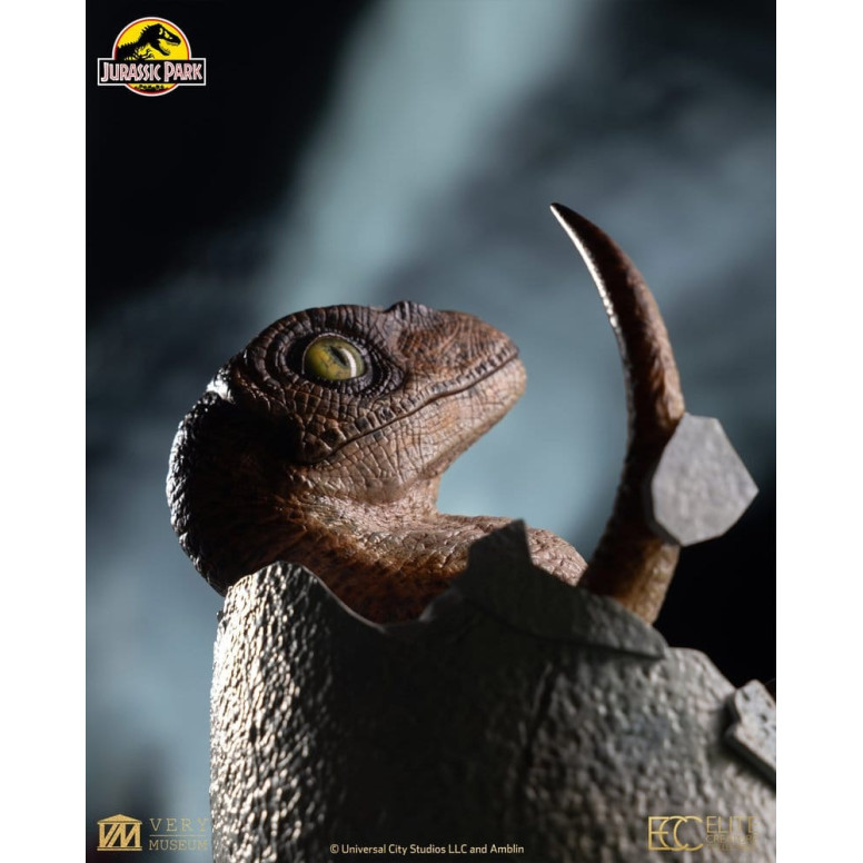 Toynami ECC Elite Creature Collectibles - Velociraptor Hatching Egg 1/1 - Jurassic Park