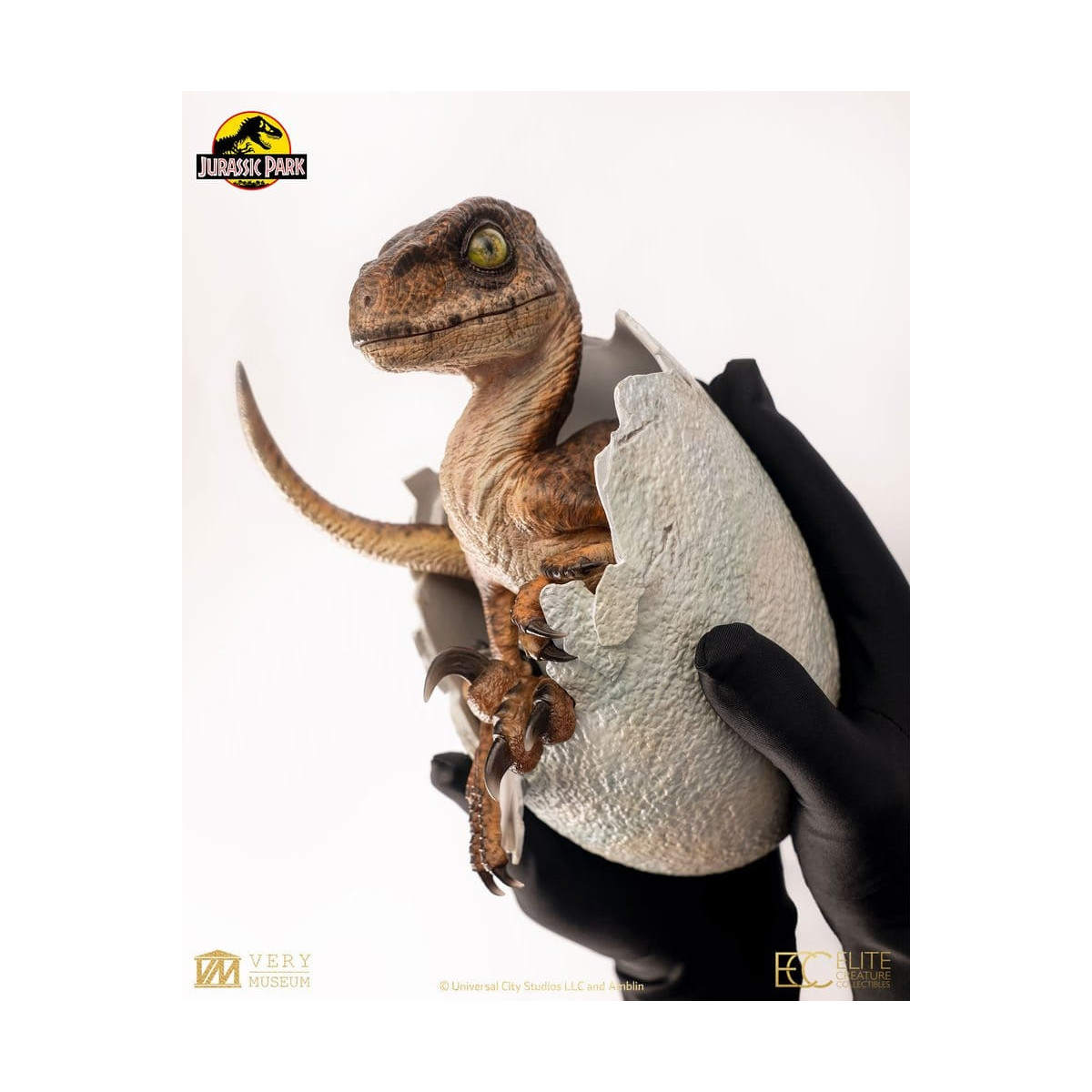 Toynami ECC Elite Creature Collectibles - Velociraptor Hatching Egg 1/1 - Jurassic Park