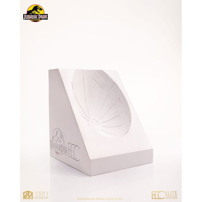 Toynami ECC Elite Creature Collectibles - Velociraptor Hatching Egg 1/1 - Jurassic Park